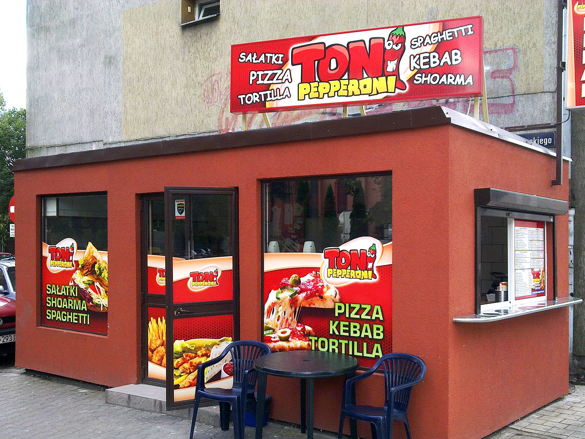 03_oklejanie witryn_reklama_naklejki_na_szybe